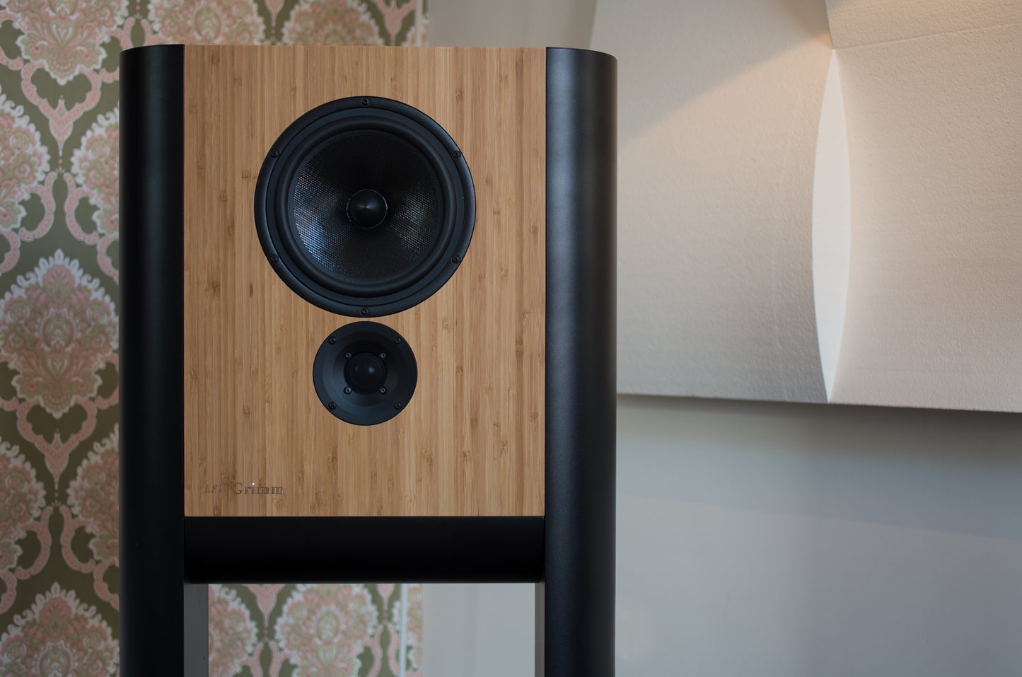 LS1a Active Loudspeaker System 2-Way Stereo